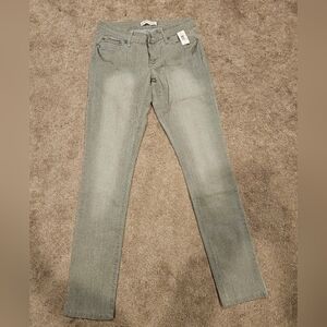 NWT No boundaries Women's skinny jeans.